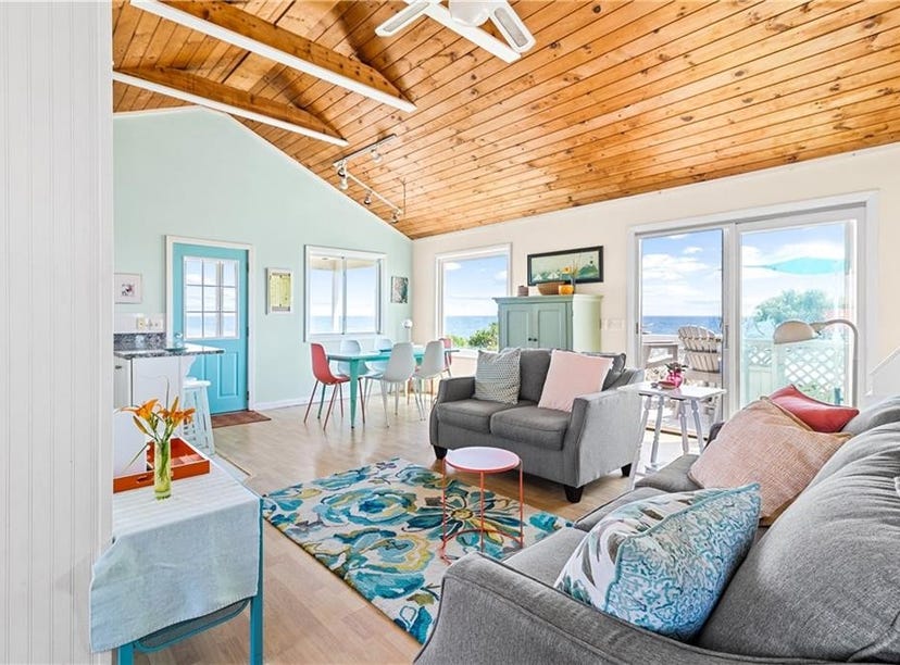 240 Cards Pond Road, South Kingstown, RI 02879 House for Sale