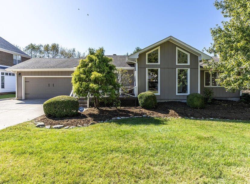 2108 Cave HIll Lane, Lexington, KY 40513 House for Sale