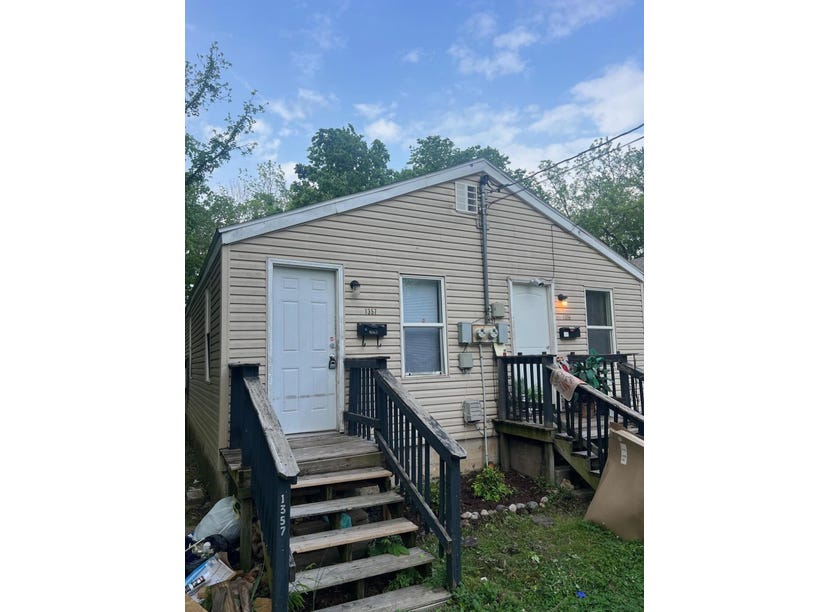 1357 E Blaine Street, Springfield, MO 65803 Townhouse for Sale