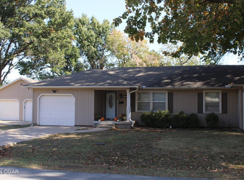 104 N Crawford Street, Frontenac, KS 66763 House for Sale realestate