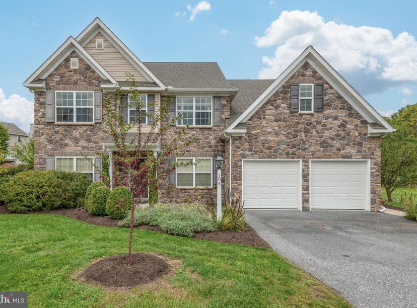 104 TINSMITH LANE, STRASBURG, PA 17579 House for Sale
