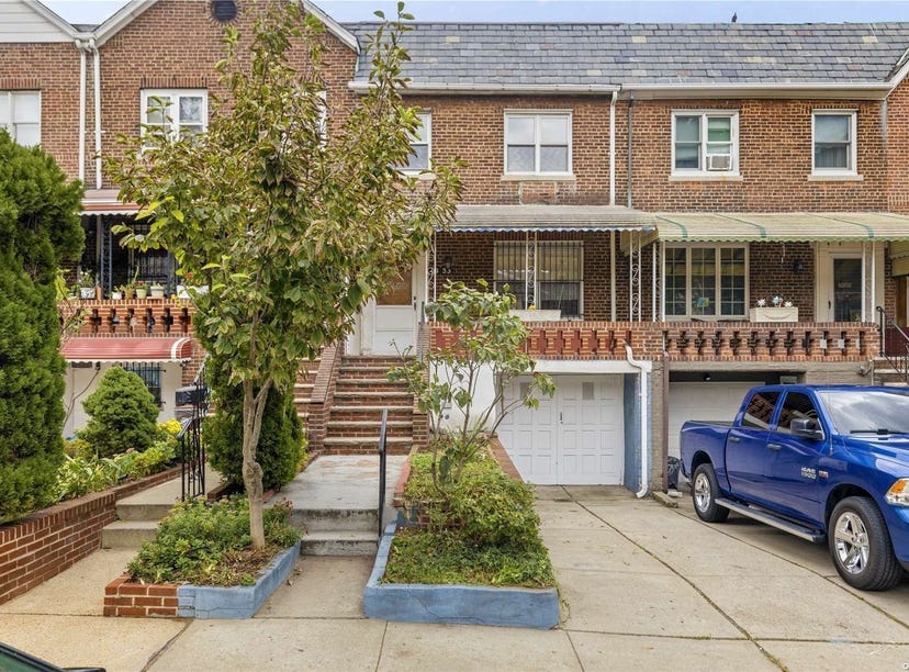 4835 38th Street, Long Island City, NY 11101 Townhouse for Sale