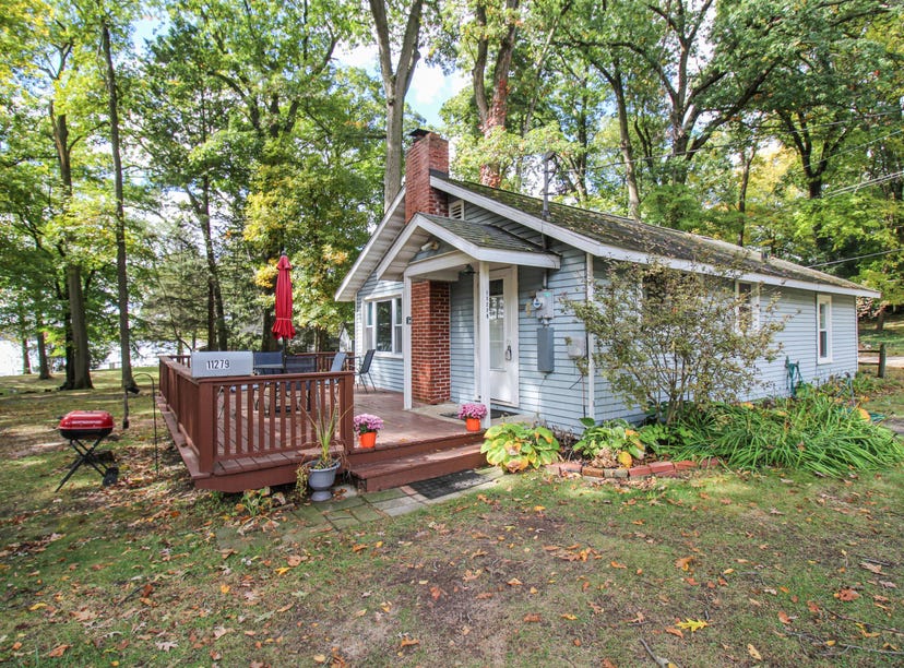 11279 Point Road, Three Rivers, MI 49093 House for Sale