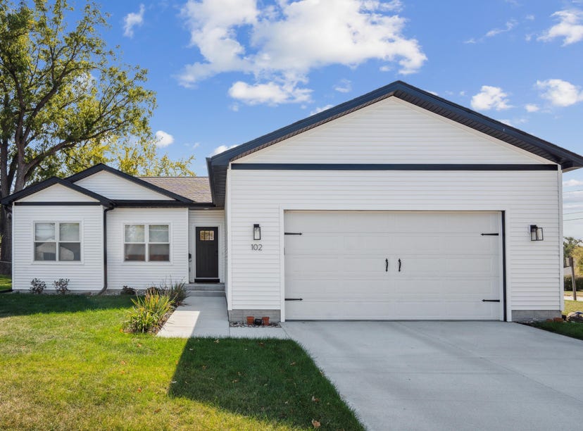 102 K Avenue, Nevada, IA 50201 House for Sale