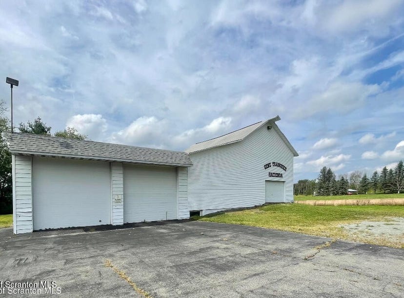 1255 Lakeland Drive, Apt Montdale To Finch, Scott Twp, PA 18433 Other