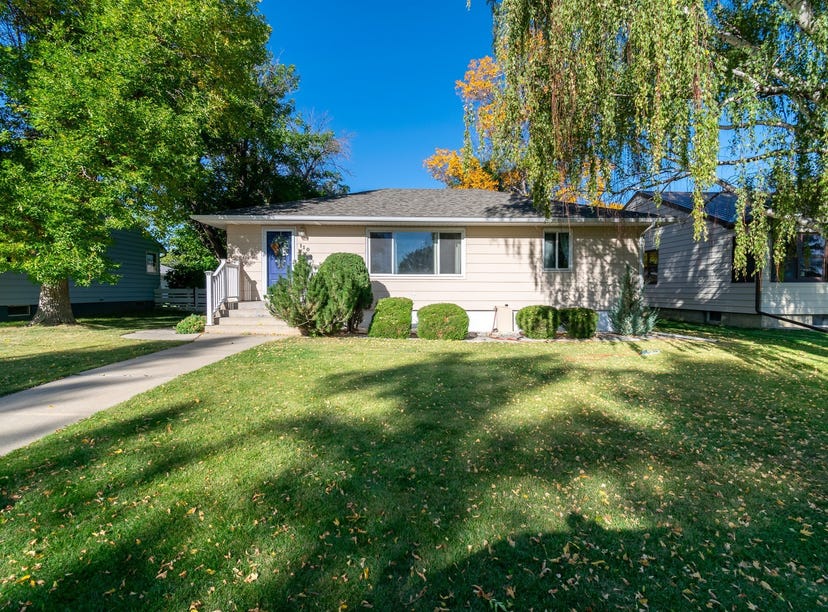 110 N Virginia Street, Conrad, MT 59425 House for Sale