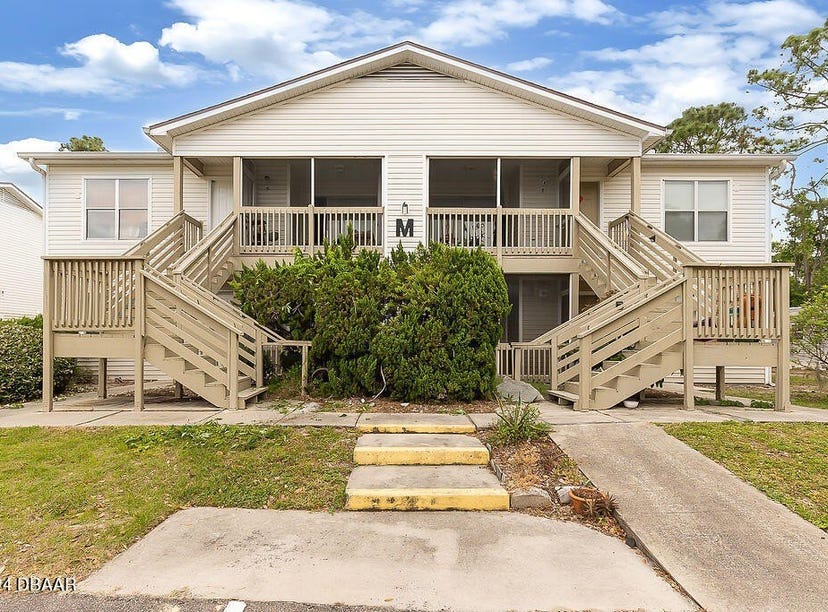 1600 Big Tree Road, Apt M4, South Daytona, FL 32119 Apartment for Sale
