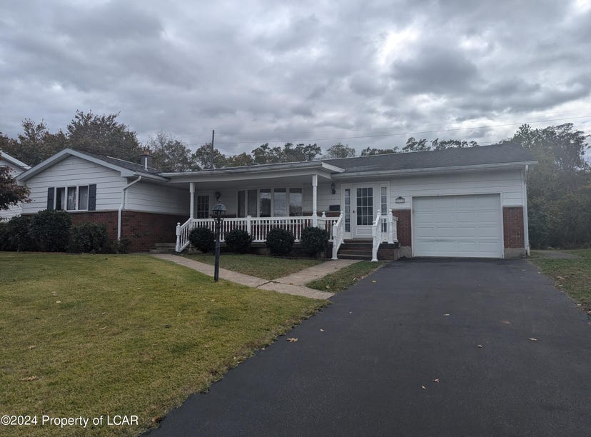 215 Enterprise Street, Nanticoke, PA 18634 House for Sale realestate