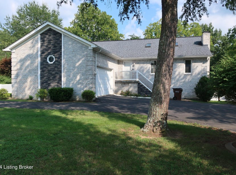 734 Greenbriar Rd, Mt Washington, KY 40047 House for Sale realestate