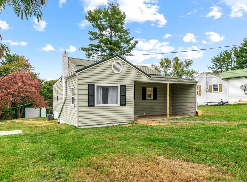 813 Thirteenth Street, Radford, VA 24141 House for Sale