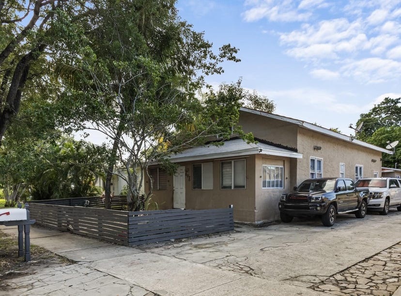 627 32nd Street, West Palm Beach, FL 33407 Townhouse for Sale