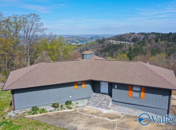 131 Rainbow Circle, Albertville, AL 35950 House for Sale realestate