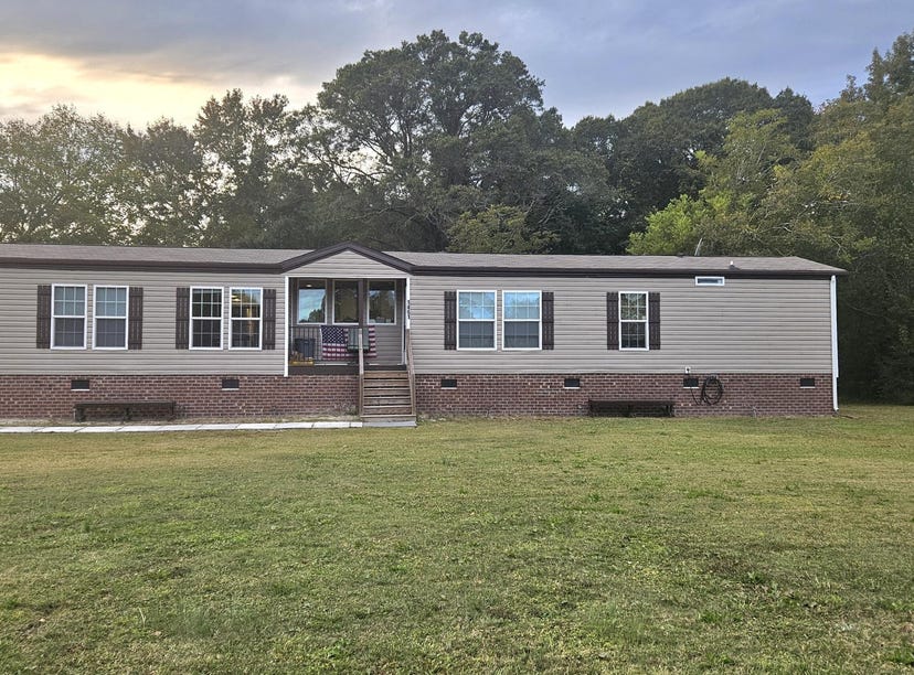 1461 Turnpike Road, Elizabeth City, NC 27909 House for Sale
