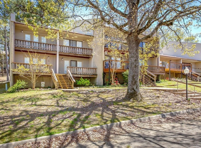 601 Dave Creek Parkway, Fairfield Bay, AR 720885412 Townhouse for Sale