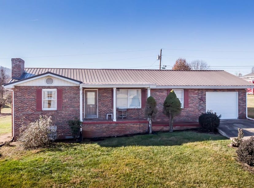 184 Graybeal Drive, Castlewood, VA 24224 House for Sale