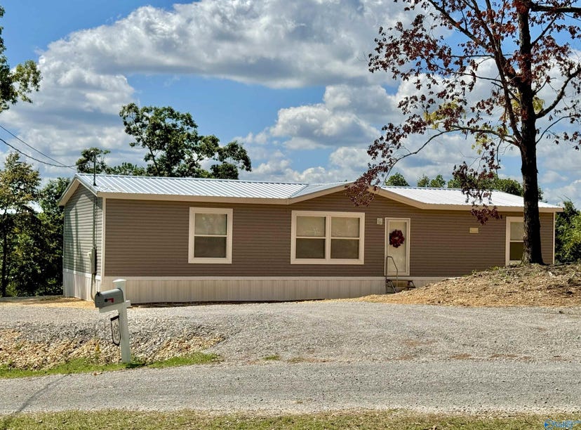 465 Redwood Circle, Hamilton, AL 35570 House for Sale