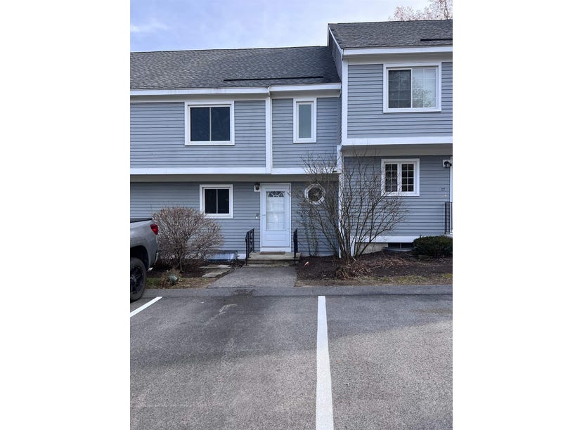 19 Swift Lane, Apt 19, Merrimack, NH 03054 Townhouse for Rent