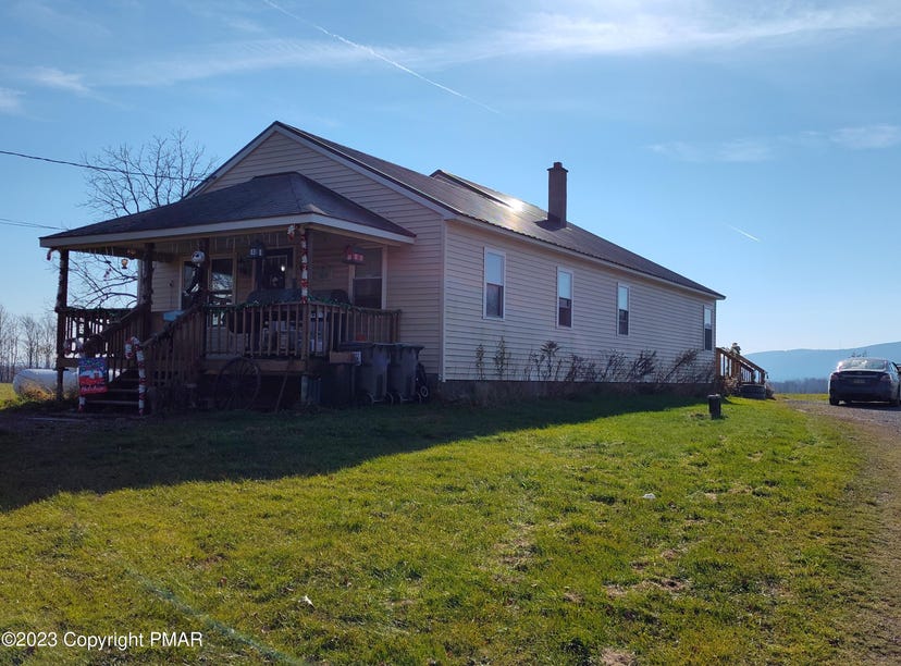 314 Robinson Road, Waymart, PA 18472 House for Sale