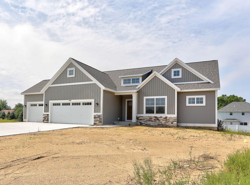 2747 Reagan Avenue, Zeeland, MI 49464 House for Sale