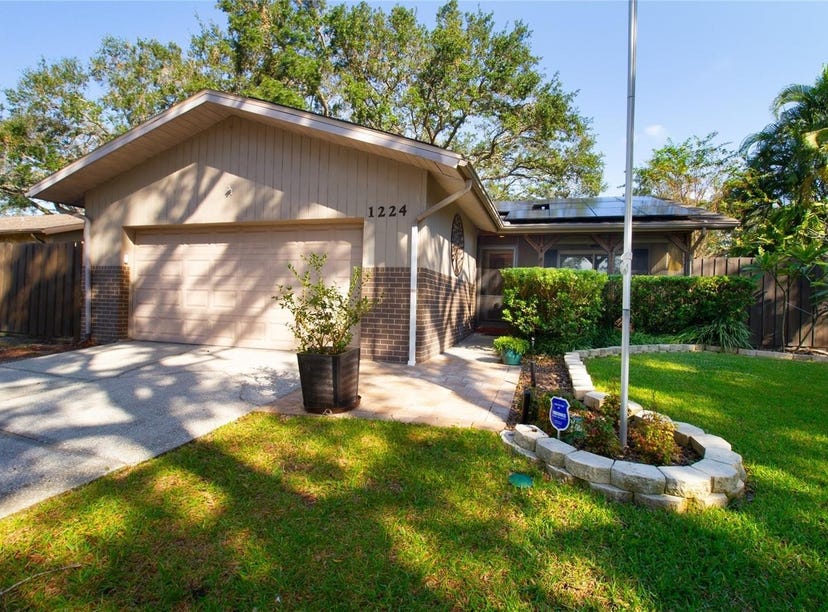 1224 ROSEWOOD STREET, LARGO, FL 33770 House for Sale