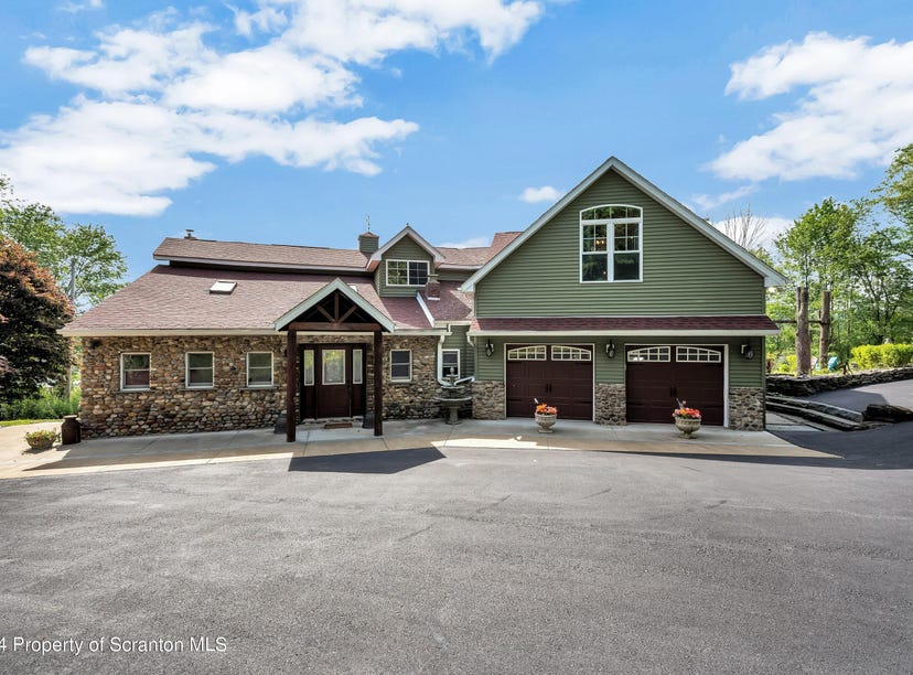 108 Shafran Drive, Lake Ariel, PA 18436 House for Sale