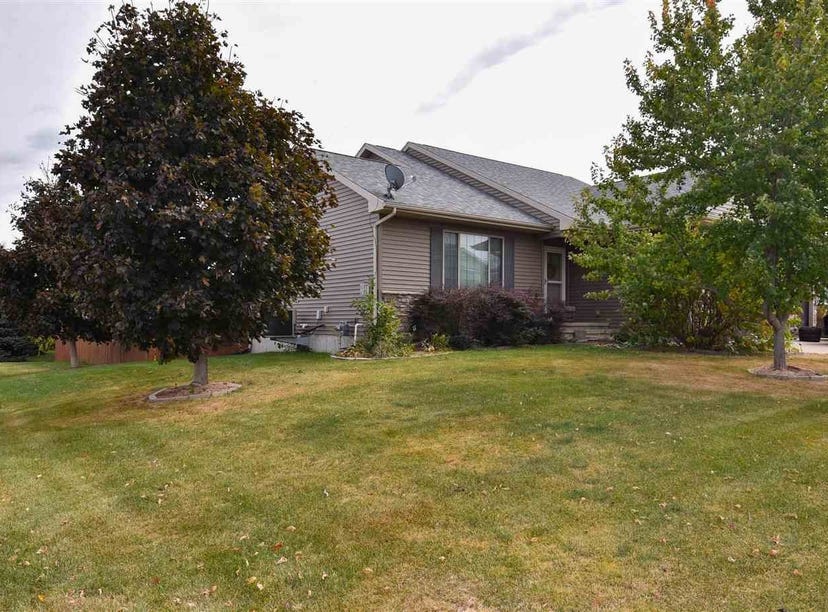270 N Colton Dr, NorthLiberty, IA 52317 House for Sale