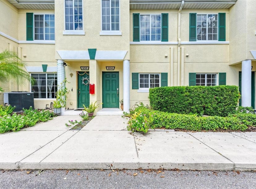 226 CAPE HARBOUR LOOP, Apt 104, BRADENTON, FL 34212 Townhouse for Sale