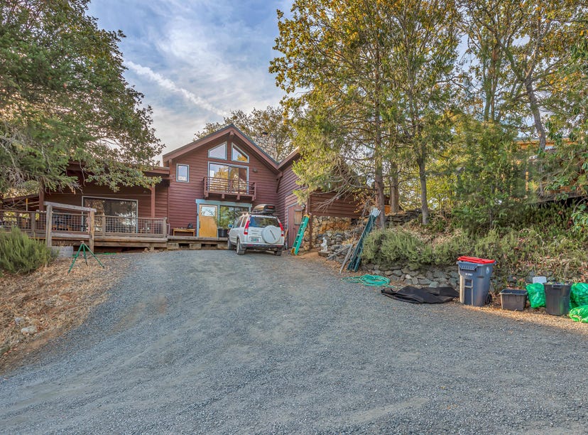 4001 Little Applegate Road, Jacksonville, OR 97530 House for Sale