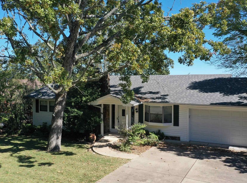 135 Overlook Dr, Fairfield Bay, AR 72088 House for Sale