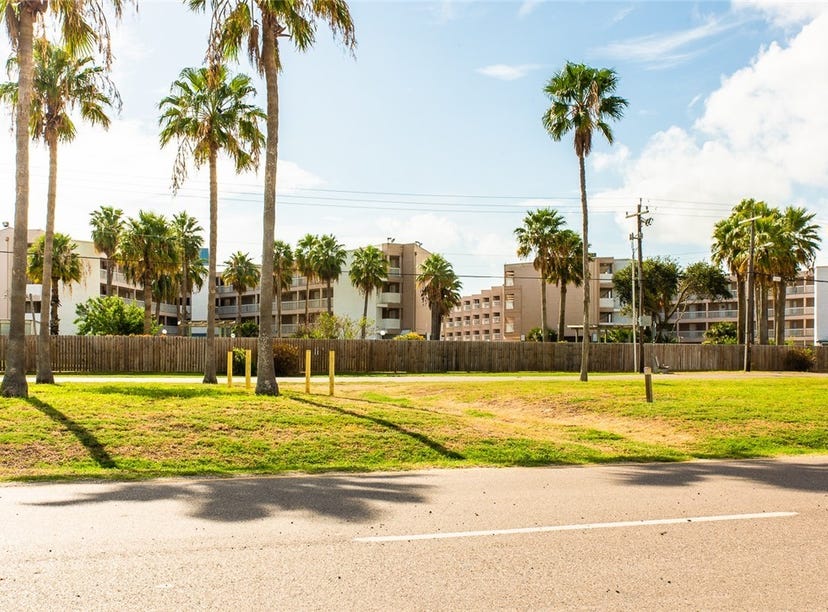 3938 Surfside Boulevard, Apt 1330, Corpus Christi, TX 78402 Apartment