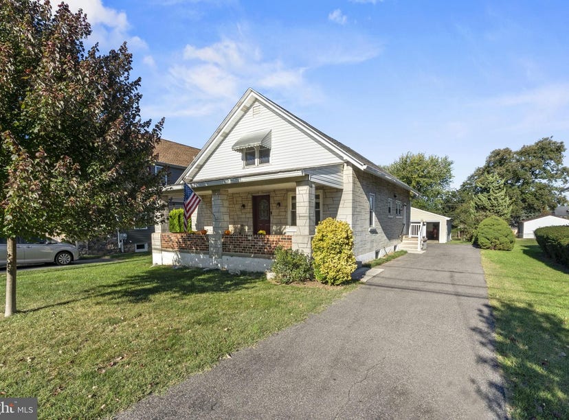 230 GLENWOOD ROAD, KING OF PRUSSIA, PA 19406 House for Sale