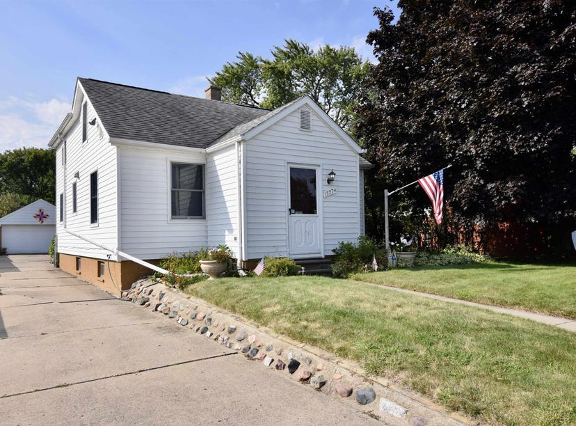 13274 E 10 Mile, Warren, MI 48091 House for Sale