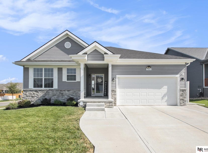 7921 N 173rd Street, Bennington, NE 68007 House for Sale