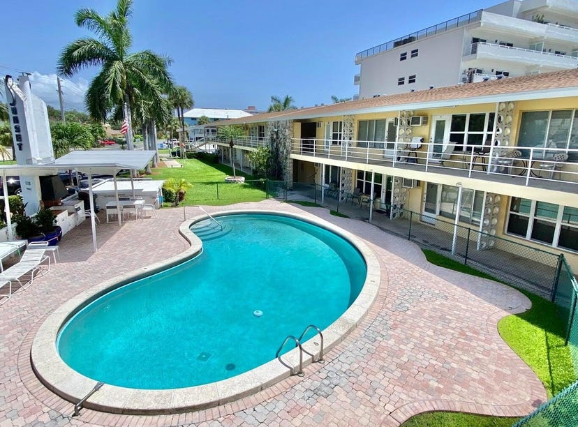 1110 N Riverside Drive, Apt 30, Pompano Beach, FL 33062 Apartment for