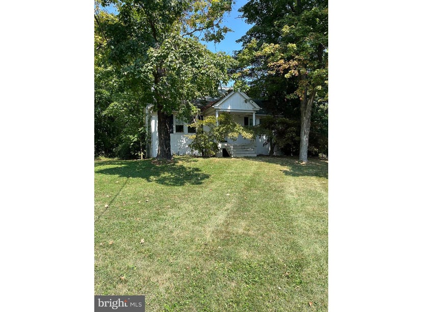 2631 PICKERTOWN ROAD, WARRINGTON, PA 18976 House for Sale realestate