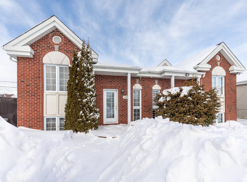 137 Rue Jetté, Le Gardeur, QC J5Z4Y4, CA, Le Gardeur, Québec House for Sale