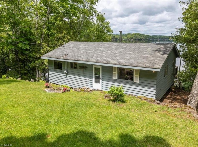 400B Gilbert Bay Lane, Coe Hill, Ontario House for Sale