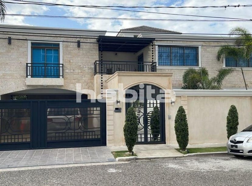 Los Cacicazgos, Santo Domingo de Guzmán, Santo Domingo House for Sale