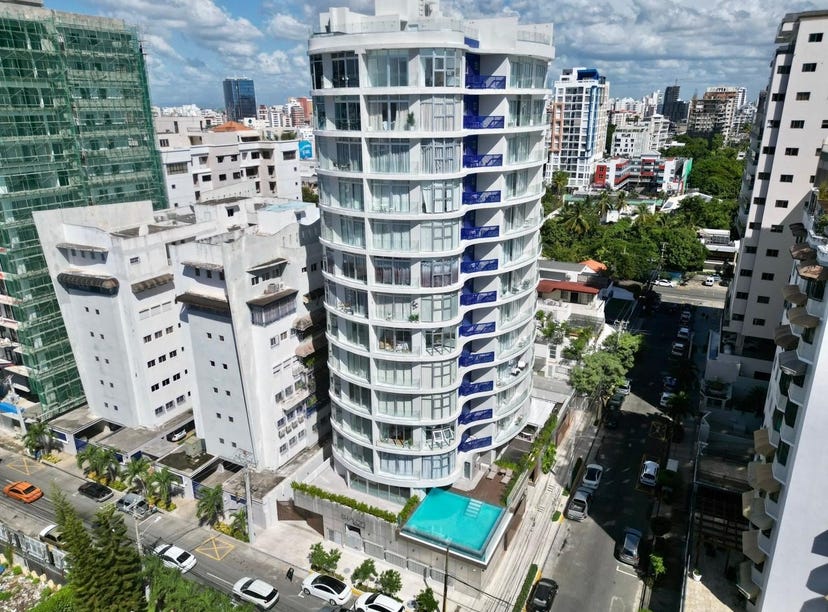 Piantini, Santo Domingo, Santo Domingo Apartment for Sale