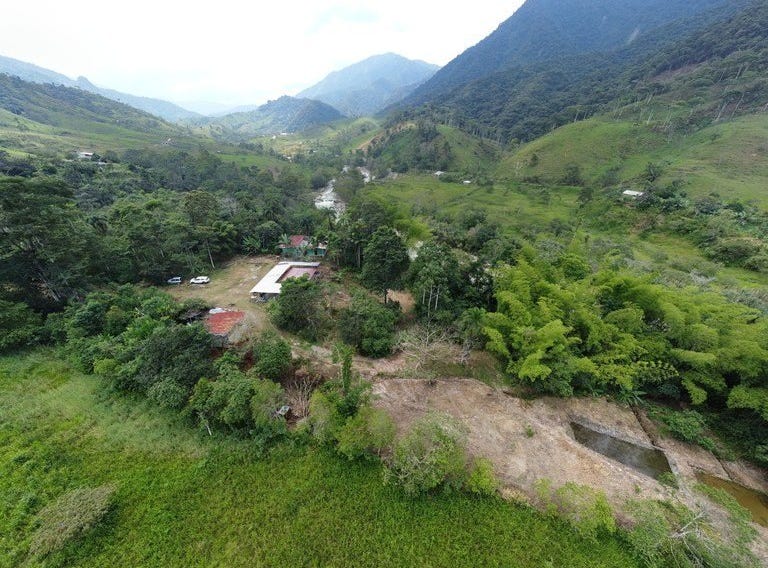 Countryside and Riverfront Agricultural Land/Farm For Sale in La Pituca