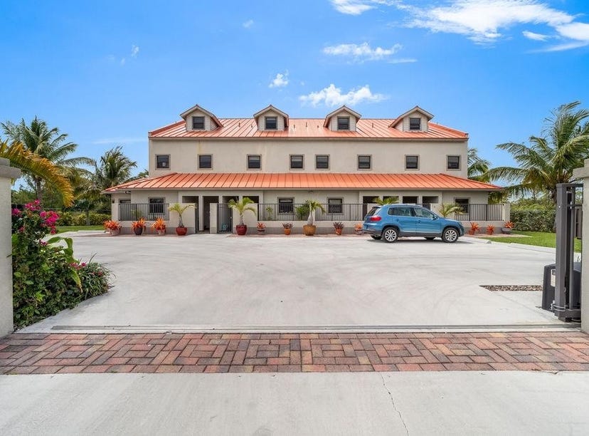 FIFTEEN DALECROFT unit 4, Grand Bahama/Freeport Unit for Rent