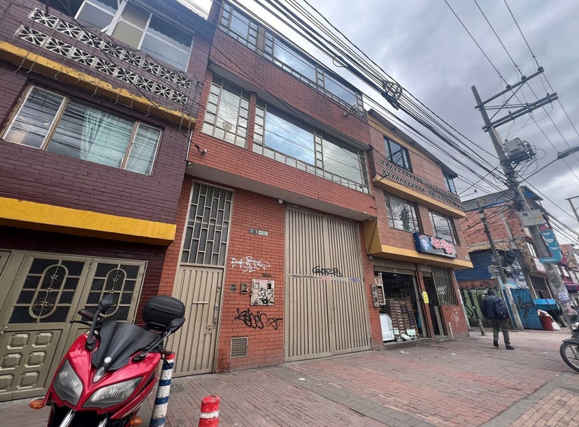 Simon Bolivar, Suba, Bogotá, Bogota, Colombia, Bogotá, Bogotá Retail