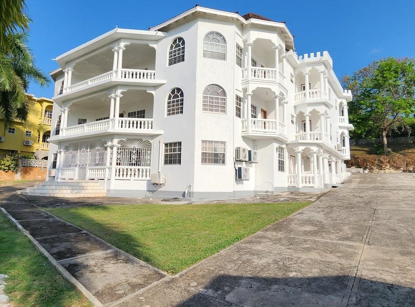 636 CORAL GARDENS MONTEGO BAY, Montego Bay, St. James Parish House for