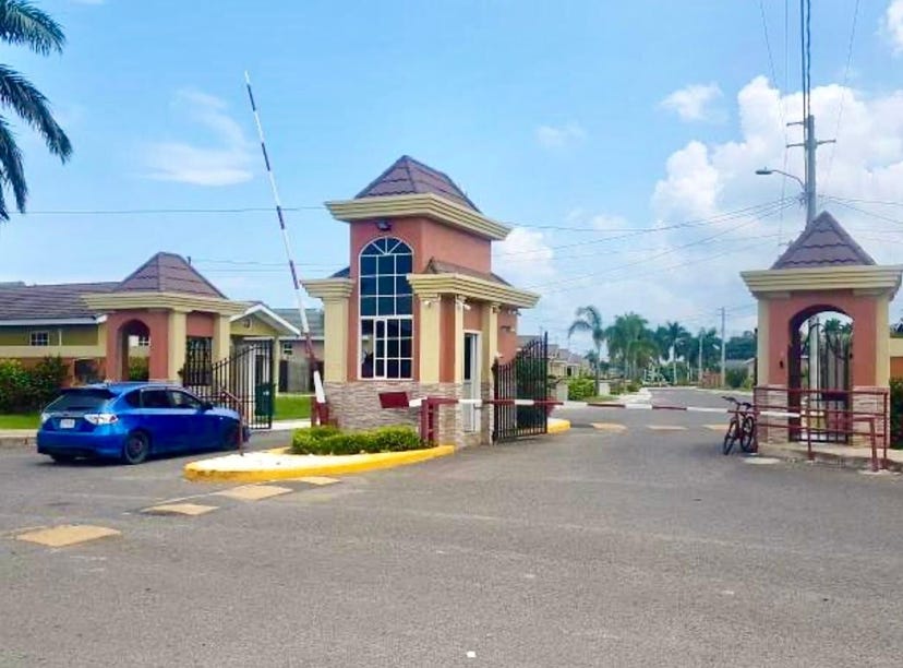 CEDAR CRESCENT St. Ann Ocho Rios, Ocho Rios, Saint Ann, Ocho Rios, St ...