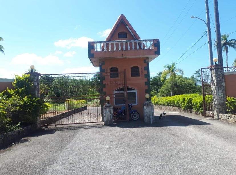 PART OF WHITEHALL, Port Maria, St. Mary Parish House for Sale