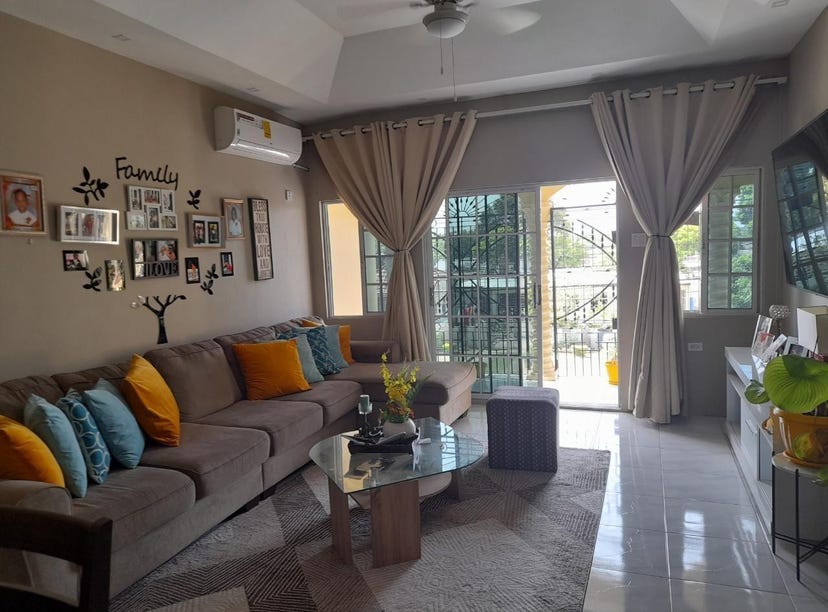 941 GORE TUCA PHASE7, Greater Portmore, Saint Catherine Parish House