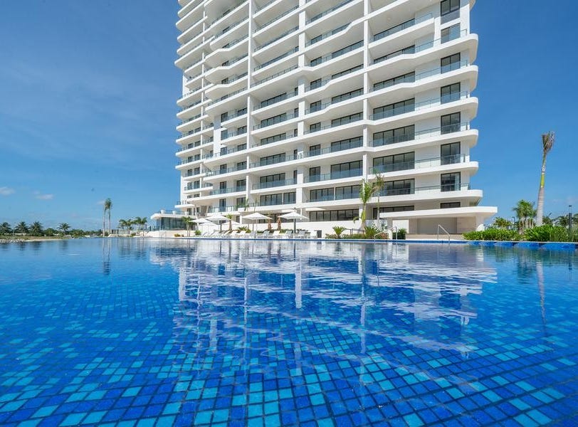 Puerto Acapulco, Cancún, Quintana Roo 77500 Apartment for Sale