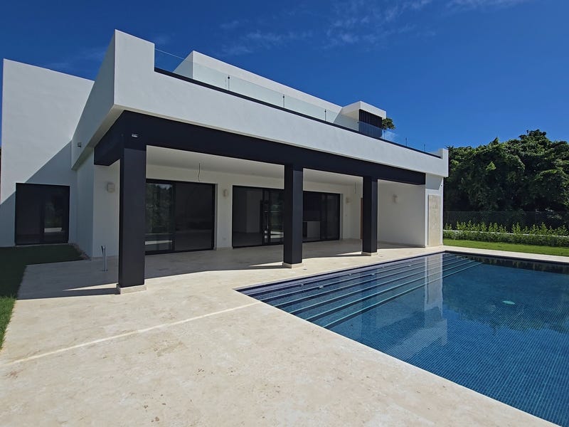 Casa en 29 C. Leucaena