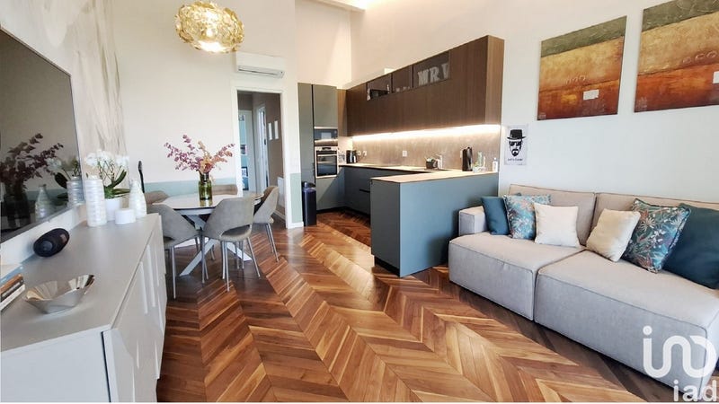 Viale Venezia, 118, Desenzano del Garda, Lombardy 25015 Apartment