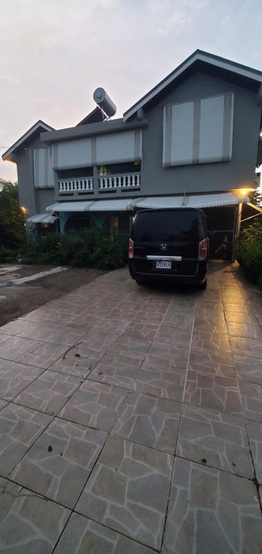 Forrest Drive/Twin Palms
